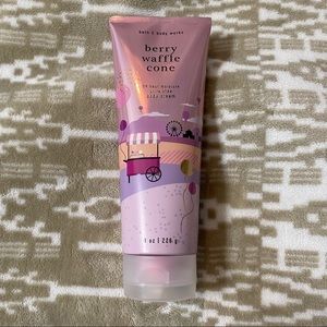 Bath & Body Works Berry Waffle Cone Body Cream